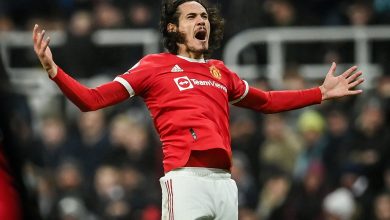 صورة عاجل.. كافاني يتخذ قرار ناري بشأن مفاوضات برشلونة