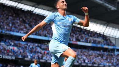 صورة توريس يفجرها.. تعرف علي موعد توقيع اللاعب مع برشلونة