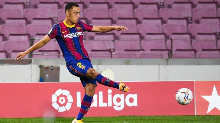 تشيلسي يوجه صدمة كبرى لبرشلونة بشأن ديست