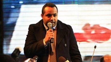 صورة مصطفي سيف العماري ” مقدرش اشتغل مع الناس دي ” 