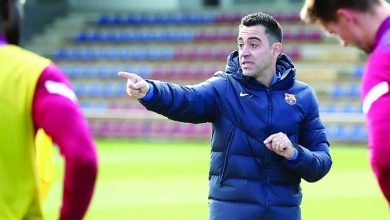 صورة عاجل .. لاعب برشلونة يحرج تشافي قبل ساعات من لقاء نابولي 