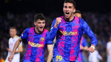صورة هداف برشلونة يقترب من عملاق إيطاليا