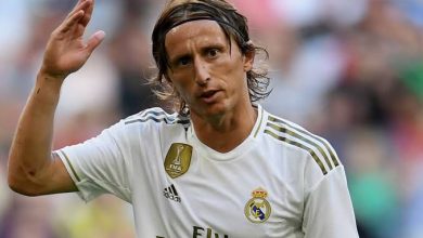 صورة عاجل .. ريال مدريد يوجه صدمة كبرى لمودريتش والجمهور 