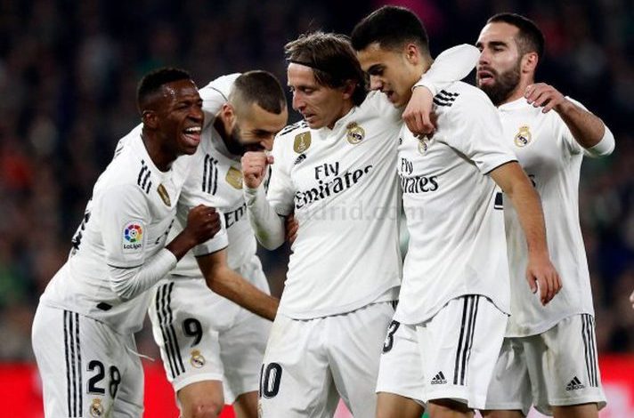 ريال مدريد يوجه ضربة قوية لـ برشلونة