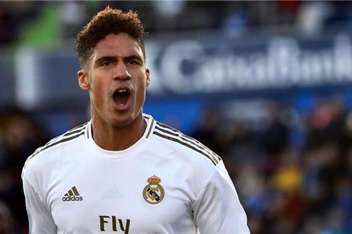 مفاجأة مدوية.. ريال مدريد يقترب من بيع لاعب الفريق