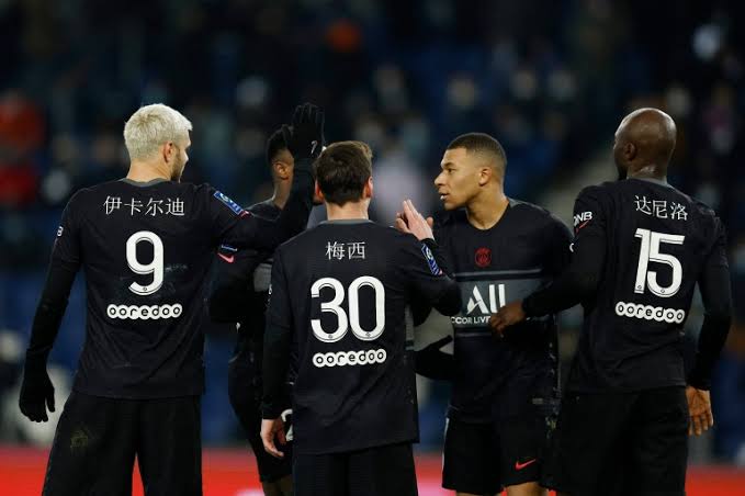 مفاجأة نارية.. باريس سان جيرمان يقتنص ضم نجم ريال مدريد