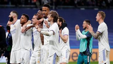 صورة مفاجأة من العيار الثقيل في خط وسط ريال مدريد أمام برشلونة  