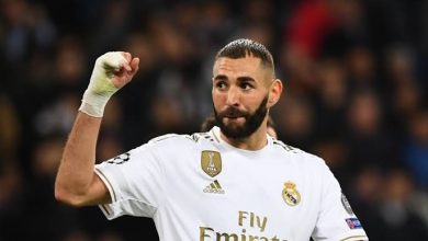 صورة عاجل .. بنزيما يزف خبر سيئ لجمهور ريال مدريد قبل الكلاسيكو   