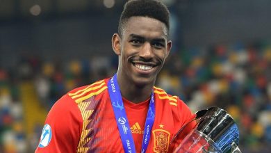 صورة برشلونة يُصر على قدوم لاعب ليدز يونايتد