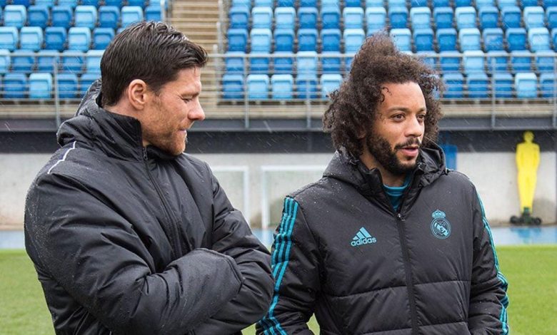 عاجل .. ريال مدريد يسير على خطى برشلونة ويعلن عن مدربه الجديد