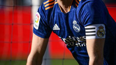 صورة الأرقام تكشف اقتراب بنزيما من الكرة الذهبية