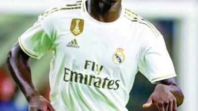 صورة عاجل .. مفاجأة في اصابة ميندي مع ريال مدريد