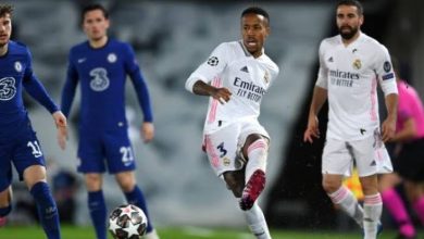 صورة عاجل بالصور .. خناقات شوارع بين جمهور ريال مدريد وتشيلسي خارج السانتياجو بيرنابيو
