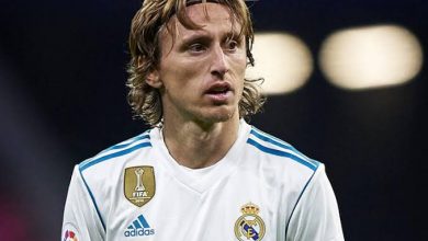 صورة مودريتش يكشف تفاصيل جديدة بشأن استمراره في ريال مدريد 