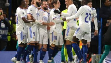 صورة خليفة كارفاخال يوقع لريال مدريد