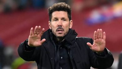 صورة مدرب أتلتيكو مدريد يخسر من إقامة الممر الشرفي لريال مدريد ‏