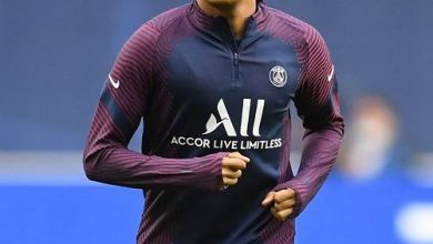 صورة لاعب باريس سان جيرمان يفجر مفاجأة كبرى بشأن صفقة مبابي