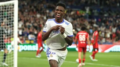 صورة فينيسيوس يقترب من الكرة الذهبية