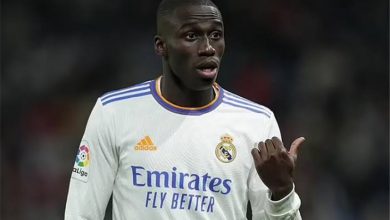 صورة عاجل .. ريال مدريد يحسم مستقبل ميندي