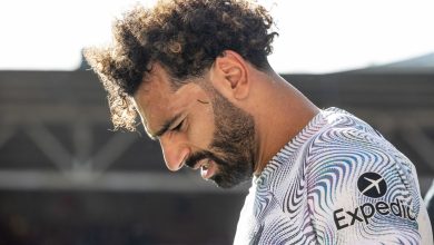 صورة أسطورة انجلترا .. حزين لغياب محمد صلاح عن كأس العالم 