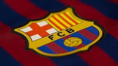 صورة برشلونة يراقب جوهرة آرسنال 