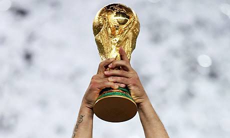 رئيس الفيفا يفجر مفاجأة عن إقامة كأس العالم كل عامين 