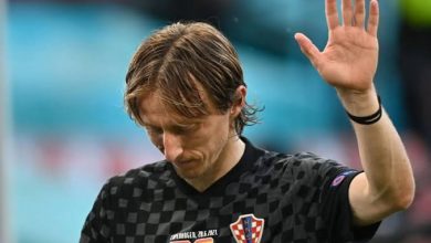 صورة مدرب كرواتيا يكشف موعد اعتزال لوكا مودريتش 