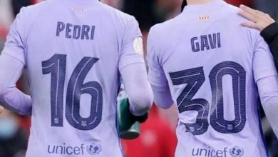 صورة تشافي يتغنى بثنائي برشلونة: أفضل من ثنائيتي مع إنييستا 