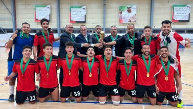 صورة تكريم منتخب مصر للجامعات لكرة الصالات بالامارات