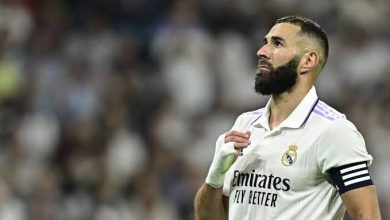 صورة كريم بنزيما يكشف موقفه من الرحيل عن ريال مدريد 