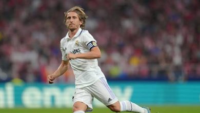 صورة مفاجأة كبرى بشأن موقف مودريتش من البقاء مع ريال مدريد