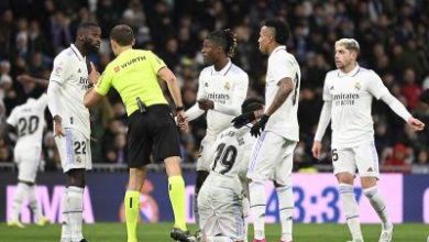 صورة ضربة قوية لـ ريال مدريد خلال مباراة فالنسيا بالدوري الإسباني 
