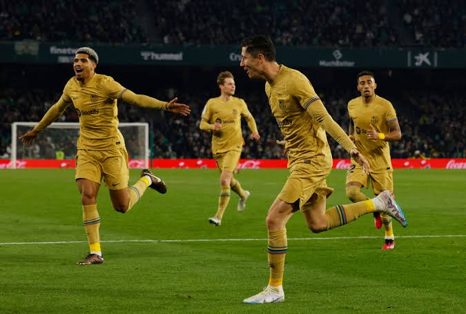 صورة قائمة برشلونة لمواجهة ألميريا بالدوري الإسباني
