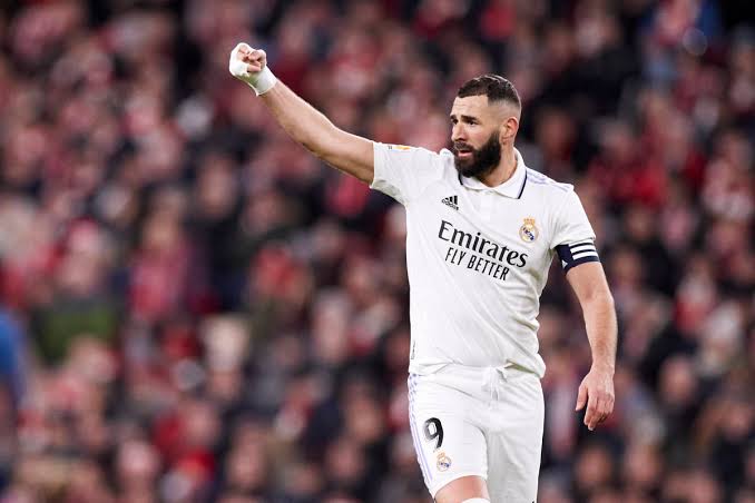 صورة موقف كريم بنزيما من مباراة ريال مدريد وليفربول في دوري أبطال أوروبا 