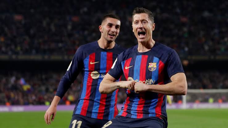 صورة تشكيل برشلونة الرسمي لمواجهة أتلتيك بلباو في الدوري الإسباني 