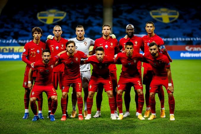 صورة رونالدو يقوم بحظر حسابه زميله فى البرتغال بسبب ميسي 