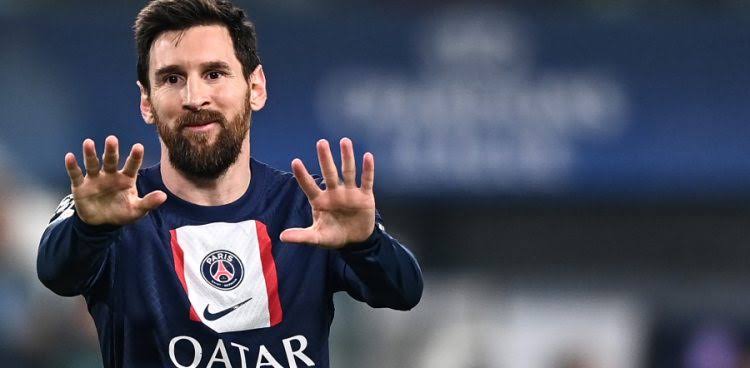 صورة جماهير باريس تتوعد ميسي فى مواجهة رين بالدوري الفرنسي 