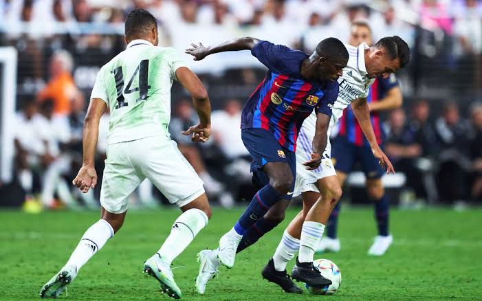 صورة لاعب ريال مدريد يصدم الإدارة 
