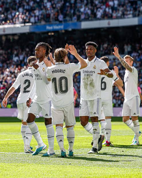صورة من هو اللاعب الاستثنائي في ريال مدريد ؟! 