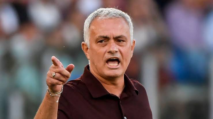 صورة مورينيو يتلقى عرضًا لتولي تدريب المنتخب السعودي