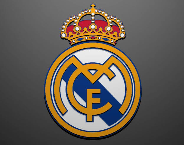 صورة أسطورة إيطاليا يحذر ريال مدريد من التعاقد مع هذا المدرب