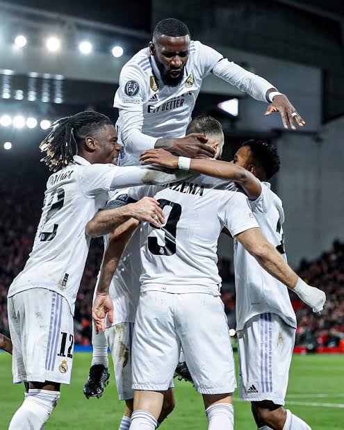 صورة ريال مدريد يتفق مع نجمه على تمديد تعاقده 