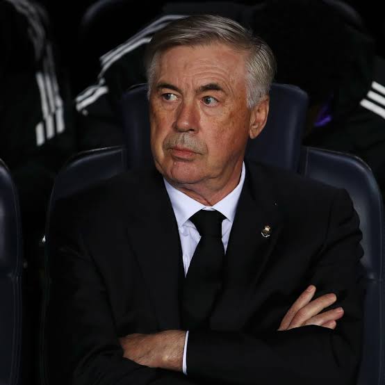 صورة أنشيلوتي يشعر بالقلق على نجم ريال مدريد