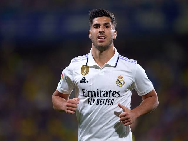 صورة أسينسيو يزف خبر سعيد لجمهور ريال مدريد 