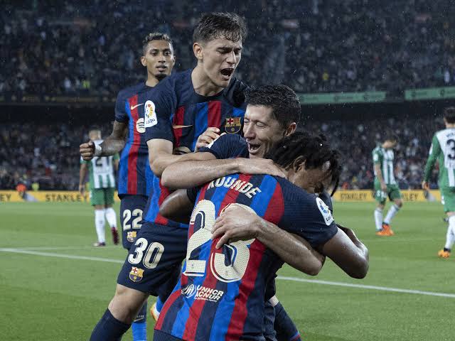 صورة أفضل لاعب في برشلونة أمام ريال بيتيس 