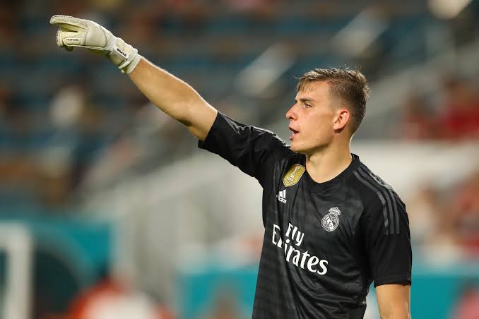 صورة تعرف على بديل لونين حال رحيله عن ريال مدريد