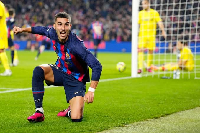 صورة برشلونة يفاجئ فيران توريس 