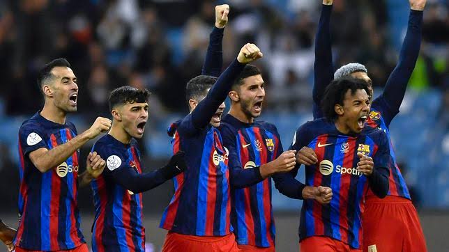 صورة عرض انجليزي للاعب برشلونة 