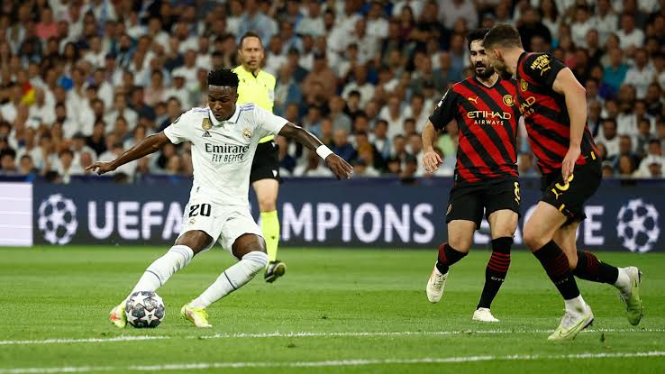 صورة ماذا قالت الصحف الإسبانية عن تعادل ريال مدريد ومانشستر سيتي؟