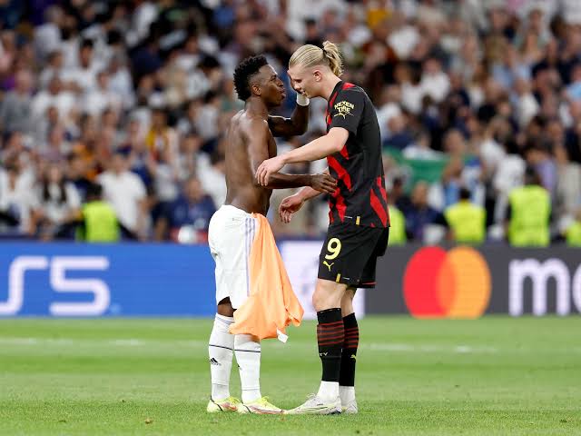 صورة جمهور السيتي واثق من تحطيم الريال في الاتحاد 